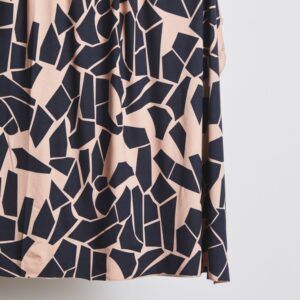 VISKOSEJERSEY - ODD PUZZLE ROSE/INDIGO NIGHT